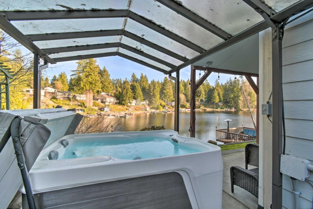 The Peacock House - Waterfront Home With Hot Tub! Олимпия Экстерьер фото